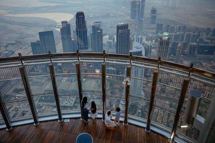 Burj Khalifa, At the Top – Levels 124 & 125