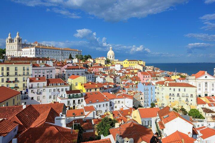 Premium Private TukTuk Tour of Lisbon's Historic Old Town