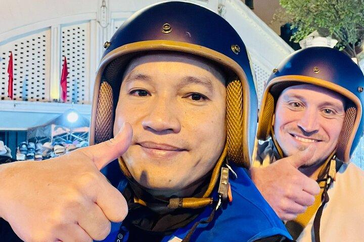 Hanoi After Dark Vespa Tour (4 hours): Street Food & Night Vibes