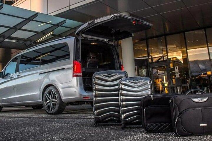 BKK and DMK Private Airport Transfers To Bangkok and Pattaya