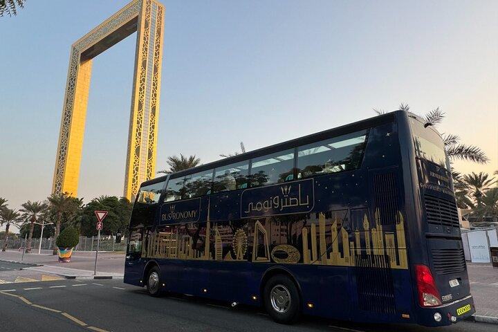 Dubai Bustronomy Gourmet sightseeing Brunch on a Panoramic Bus