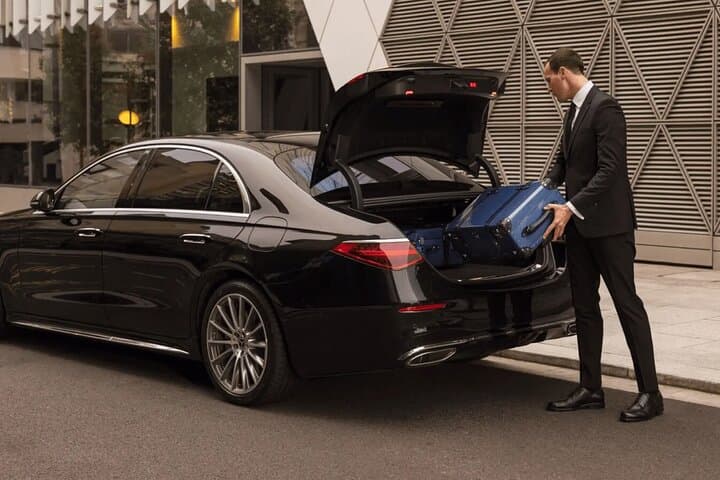 Full Day Private Chauffeur Service in Amsterdam with Driver