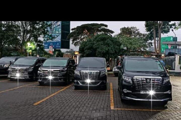 Private Shuttle Van Transfer