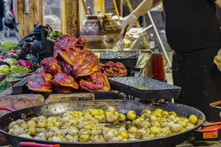 Budapest Food Tour with a Local: A Feast for Foodies 100% Personalized