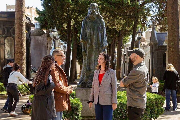 Recoleta & Cemetery for curious people