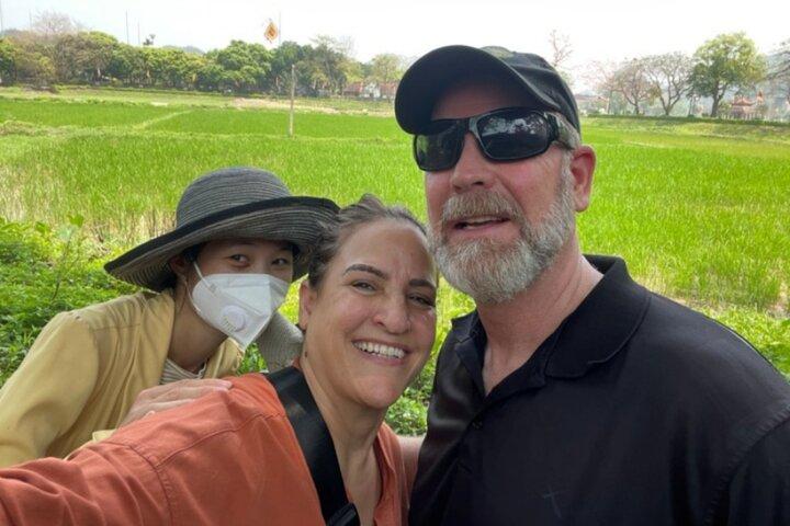 Ninh Binh Luxury Tour to Hoa Lu Tam Coc Mua Cave Bich Dong 9Pax