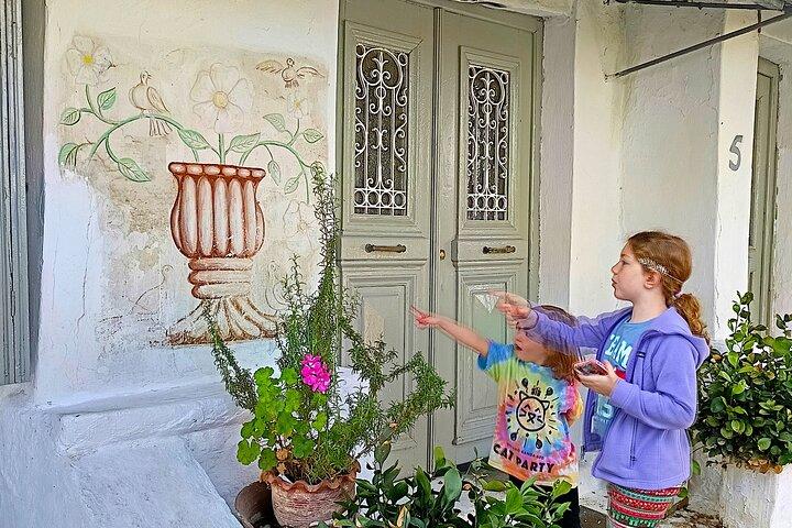 Athens Family Mythology Treasure Hunt and Tour w Food Stop