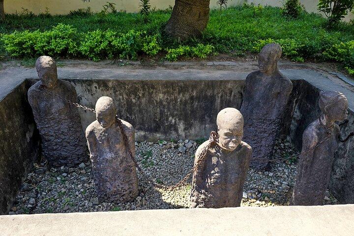 Authentic Stone Town Walking Tour With The Local Zanzibar Cuisine