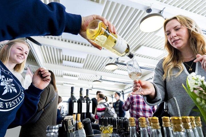 Wine Tour Wolfville Wine Tours in Nova Scotia- 6 Hours