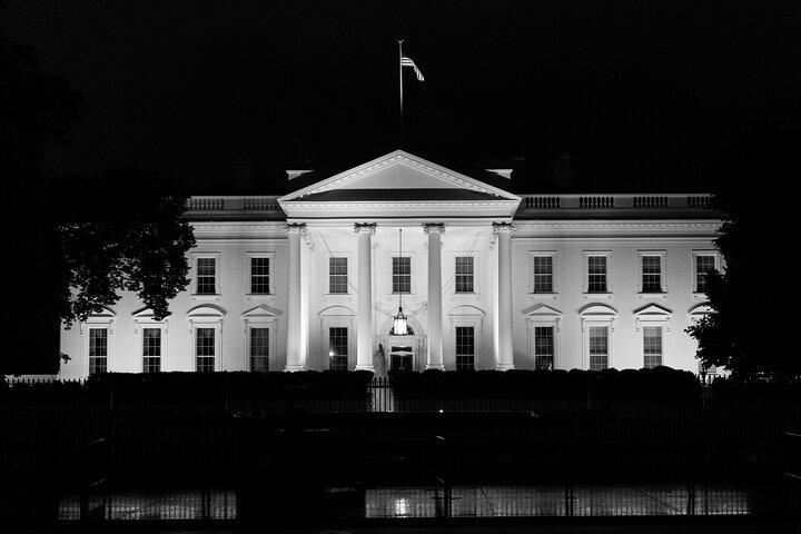 Washington DC Monuments and Memorials Night Tour