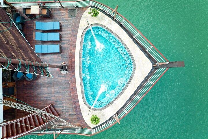 Amanda Cruise Luxury Halong Bay and Lan Ha Bay 2 Days Tour