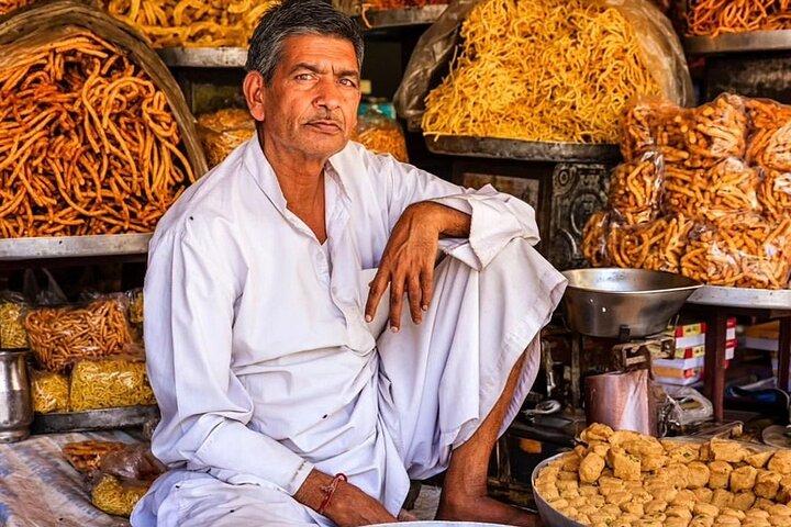 Jaipur Food Tour with Hawa Mahal Café – All Inclusive