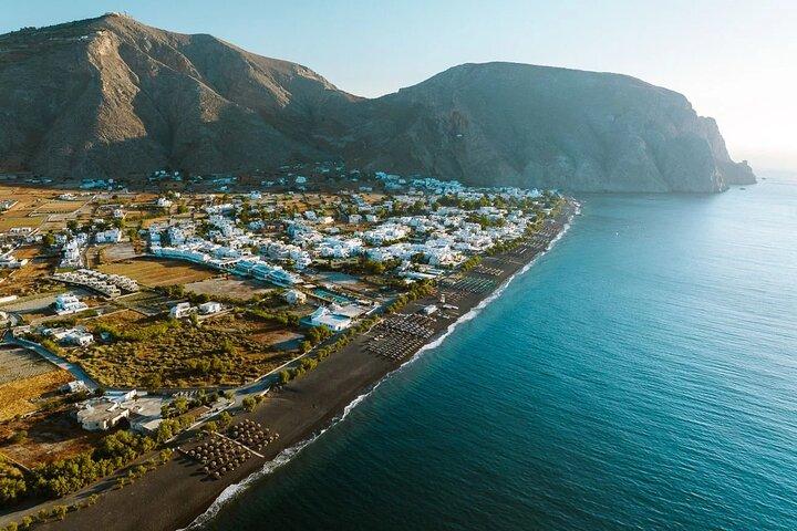 Roundtrip Transfers to Black Sand Beach from Your Santorini Hotel