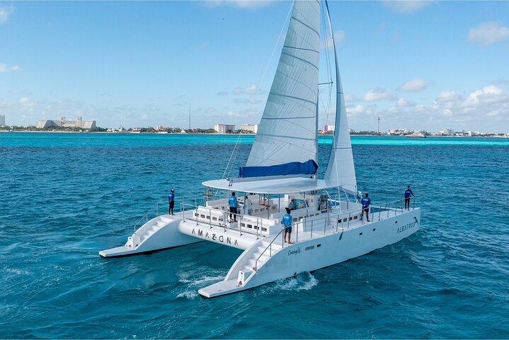 Giant Catamaran - Cancun to Isla Mujeres Playa Norte - Non Drowsy