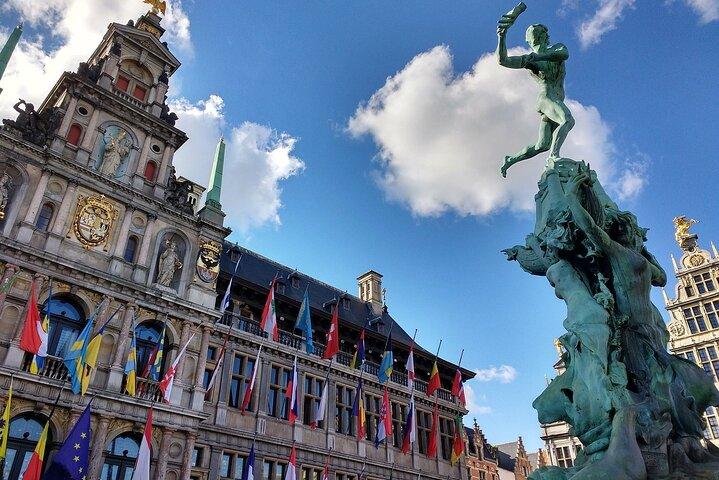 Antwerp & Brussels guided tour from Amsterdam