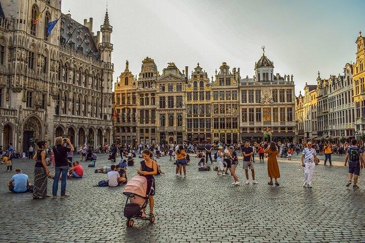 Antwerp & Brussels guided tour from Amsterdam