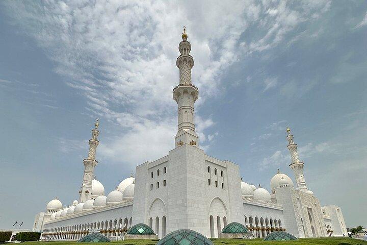 Abu Dhabi Full Day Private City Tour with Grand Mosque