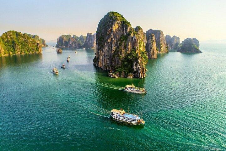 3 Day Tour to Ninh Binh and Halong Bay
