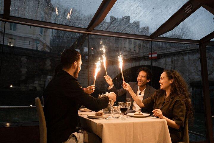 Bateaux Mouches® New Year's Eve Special Dinner Cruise in Paris