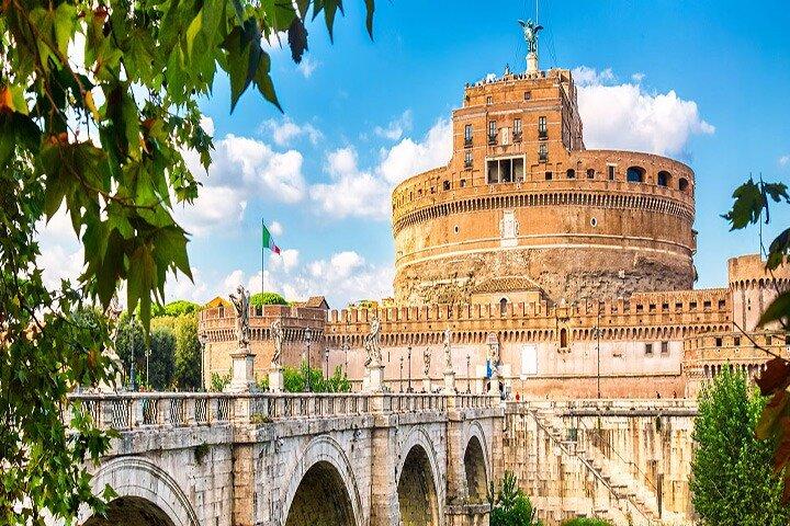 Rome: Castel Sant'Angelo Skip-The-Ticket line Entry