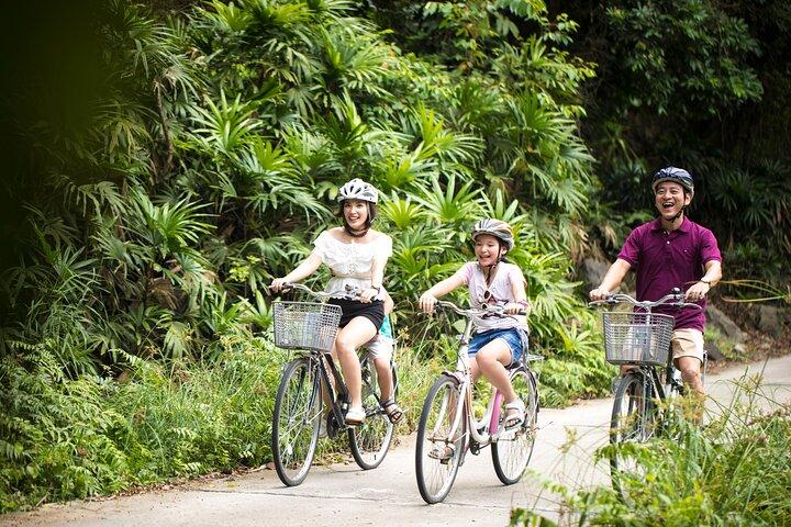 2 Days 1 Night Halong Bay Overnight Cruise from Hanoi