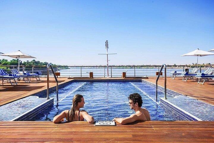 7 Days Egypt Tour Package: Cairo, Luxor & Aswan Nile Cruise