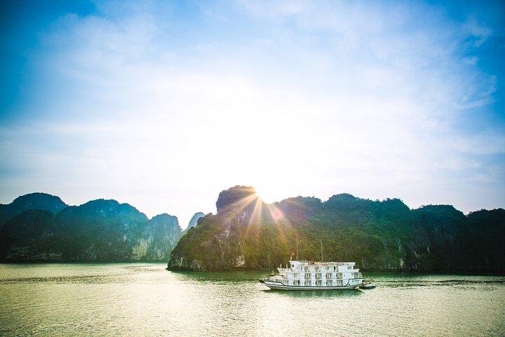 3 Days Halong Boutique Cruise from Hanoi
