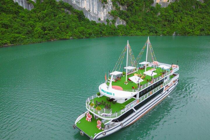 Hanoi Luxury Day Cruise to Ha Long Bay All Inclusive with Buffet
