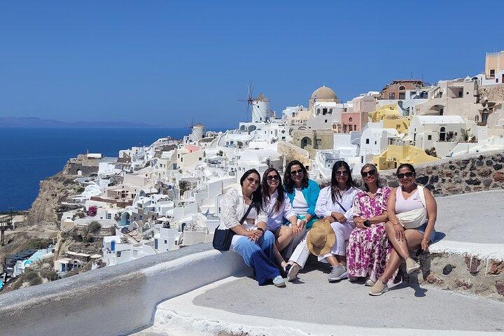 Private Santorini Tour with Local Guide –Custom 4h Experience