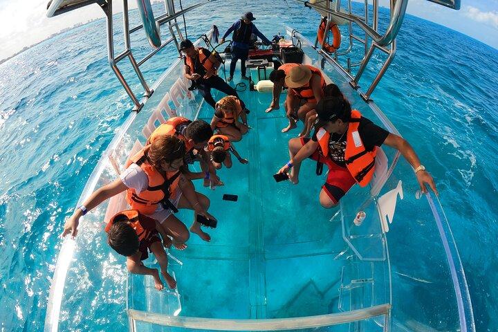 90 Minute Clear Boat Tour in Cancun