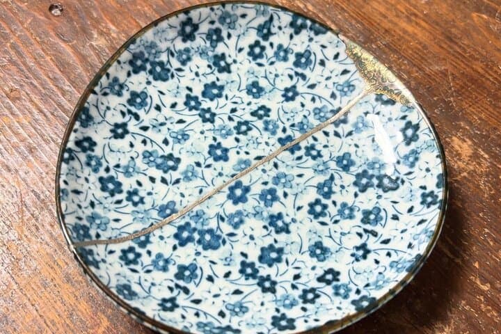 Kintsugi Workshop: Beauty in Brokenness