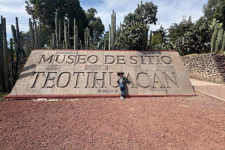 Tour to Teotihuacan includes Cuevas a mystical History