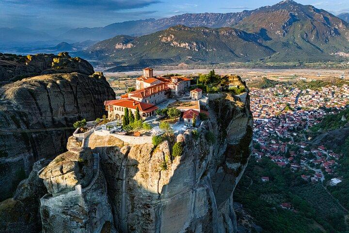 Athens Private Full-Day Tour Meteora Monasteries & Highligh