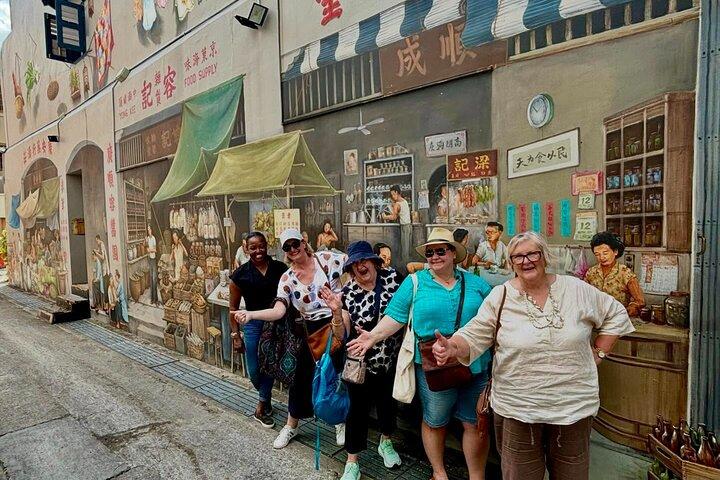 Tasting Trails: Chinatown, Little India & Kampong Glam, Haji Lane