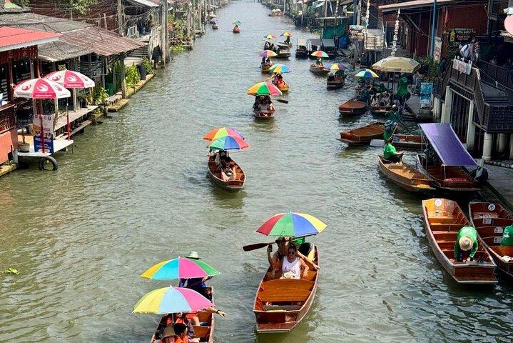 Bangkok: Floating Market & Train Market with Train/Boat ride