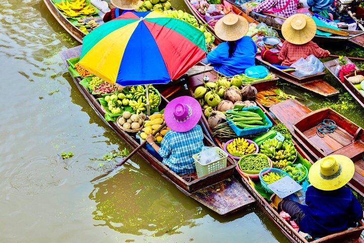 Bangkok: Private Floating Market and Train Market