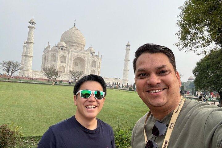 Taj Mahal & Agra Full Private Day Tour from Delhi Skip The Line