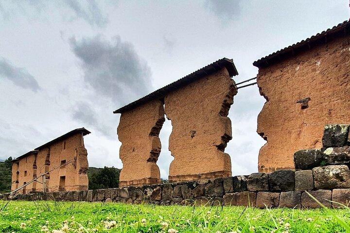 Cusco to Puno Tourist Bus with Cultural Stops and Lunch