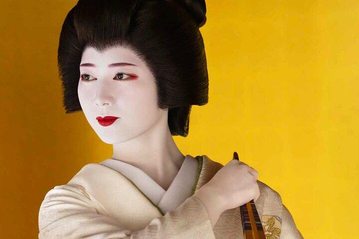 Kyomai Dance by Maiko Geiko and Visits of Gion Art Museum Kyoto