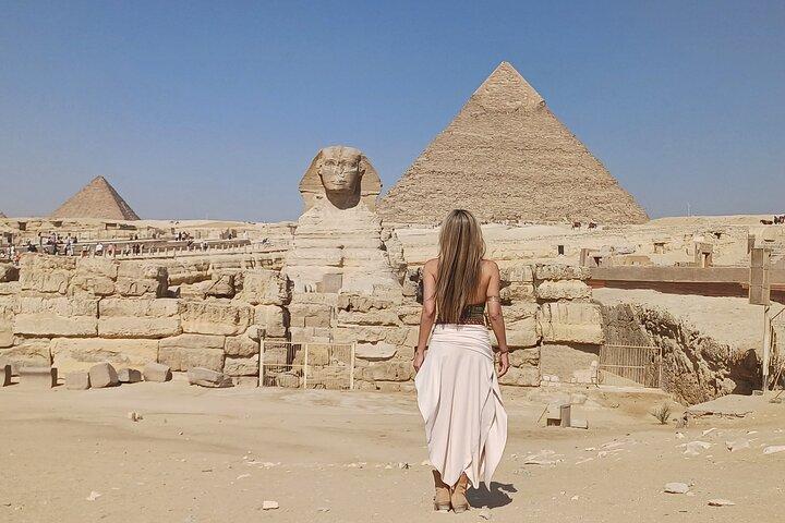 All-in-One Giza Tour, inside Pyramid, sphinx, Camel ride & lunch