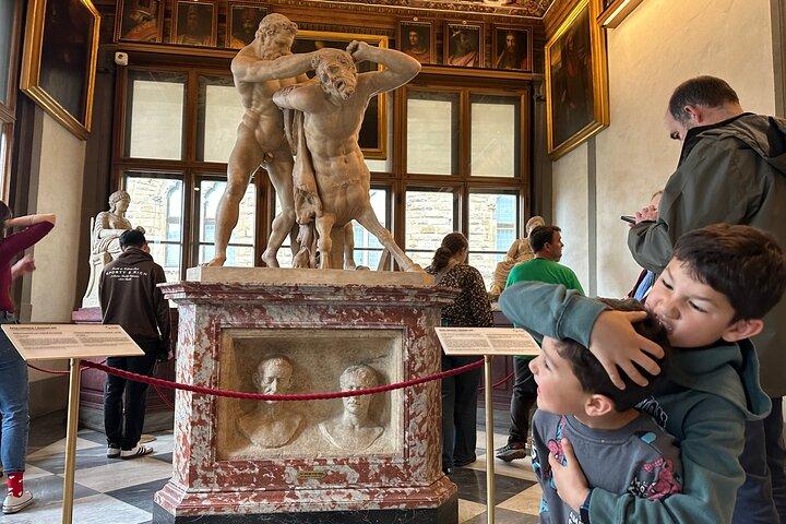 Kid-Friendly Uffizi Museum Tour in Florence with Botticelli & Leonardo Works
