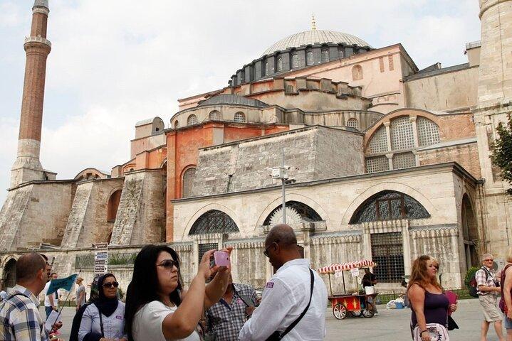 Istanbul: Hagia Sophia & Blue Mosque Guided & Small-Group Tour