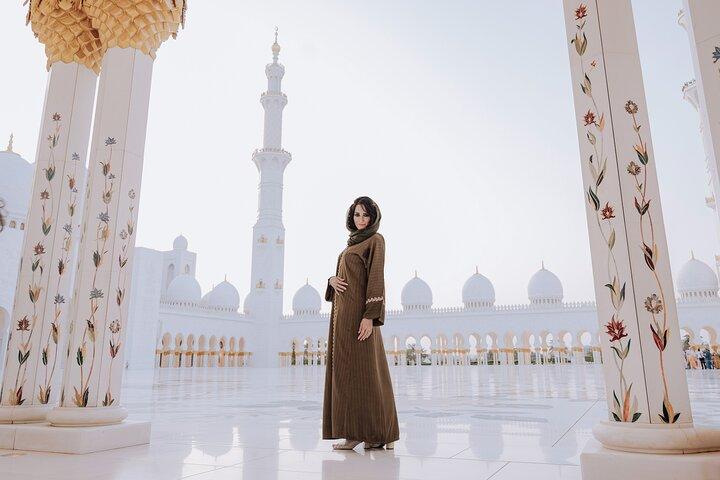 Professional Photoshoot at Sheikh Zayed Mosque