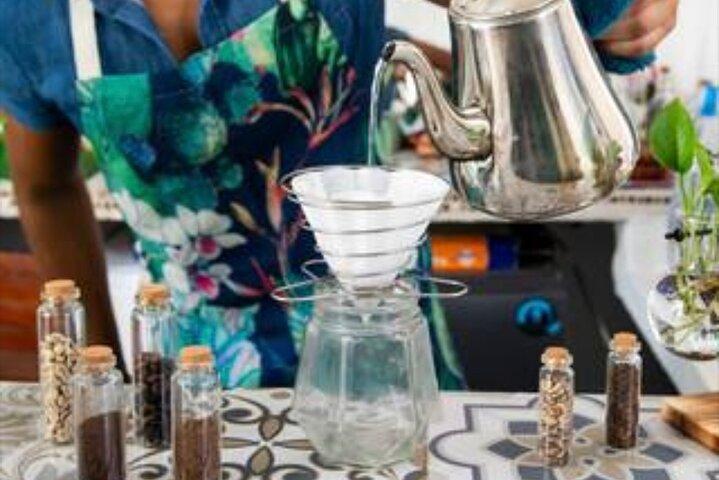 Del Grano al Cafe Learn how to roast grind and prepare coffe