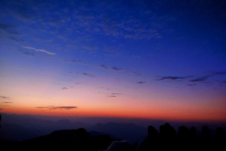 Rishikesh: Kunjapuri Sunrise Trek Tour in the Himalaya