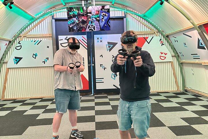 Free Roam VR in Amsterdam – Immerse Yourself in a Virtual World!
