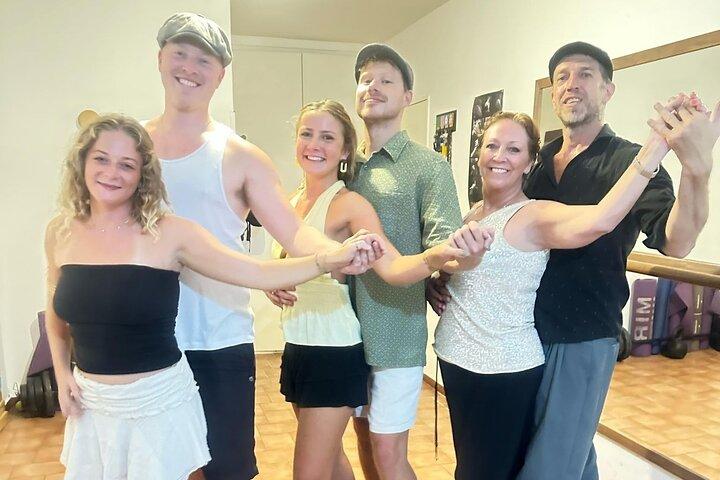 Intimate and fun Tango class in Buenos Aires