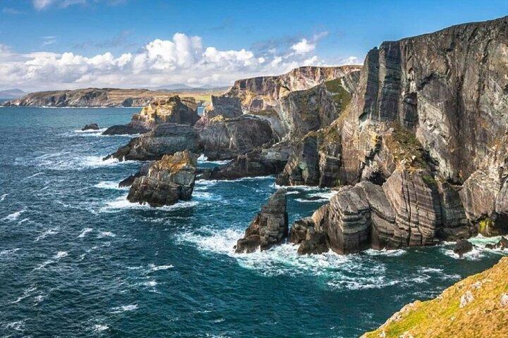 Ring of Kerry & Skellig Ring tour from Killarney, Kerry. Guided