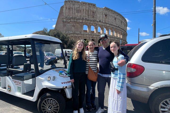 Rome: Fun Private & Group Tour in Golf Cart 1.5 hours