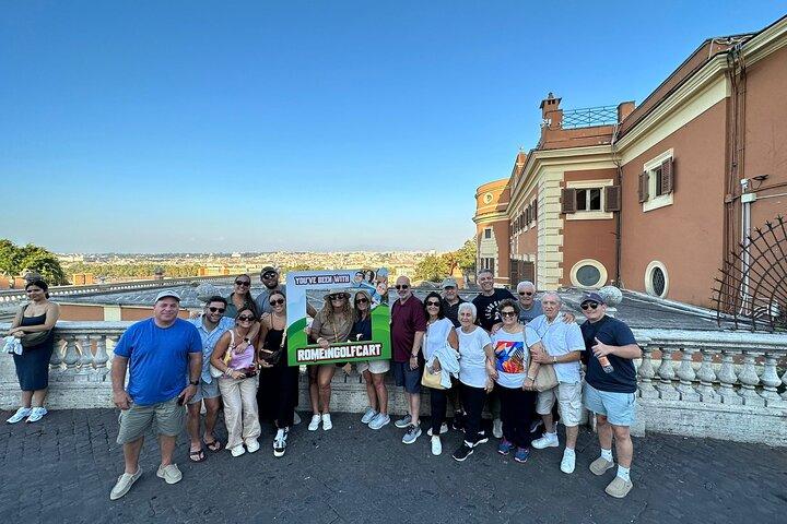 Rome: Fun Private & Group Tour in Golf Cart 1.5 hours